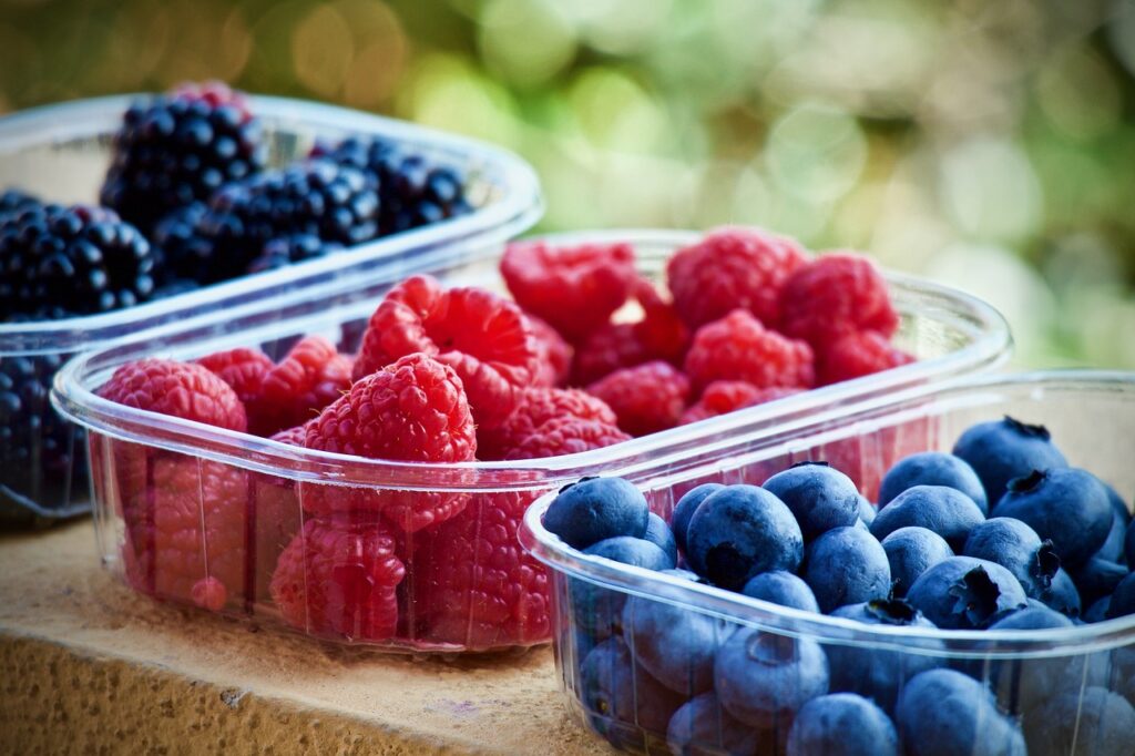 Best Ways To Stay On Track With Your Nutrition Goals Best Ways To Stay On Track With Your Nutrition Goals